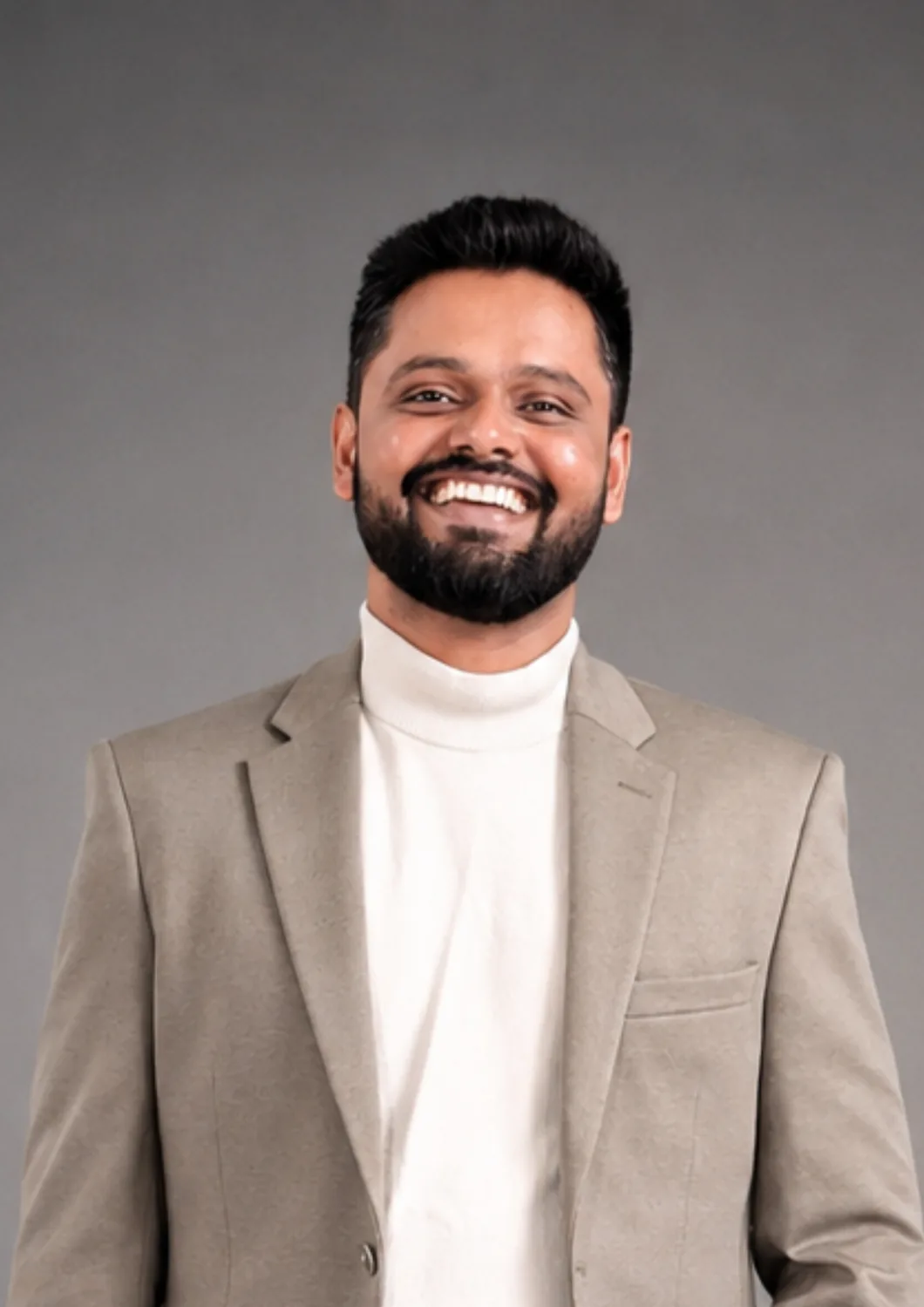 Akash, co-founder of Blurry Visuals